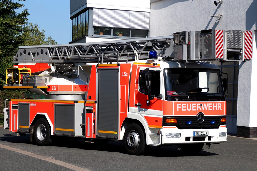 Florian Kaarst 01 DLK23-01 (a.D.)