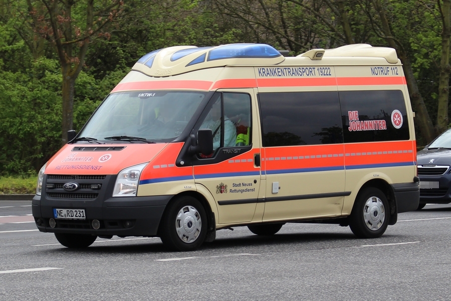 Rettung Kreis Neuss 01 KTW-01 (a.D.)