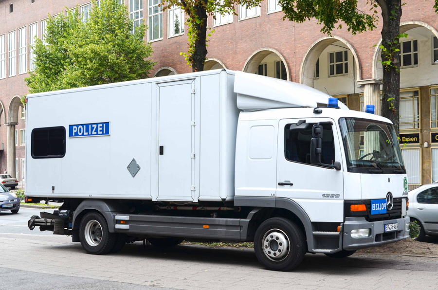 BP 35-465 - Mercedes-Benz Atego - USBV-Entschärferfahrzeug