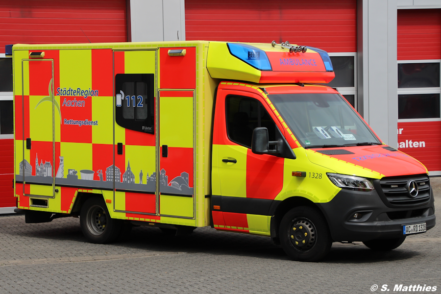 Rettung Würselen 10 RTW-01