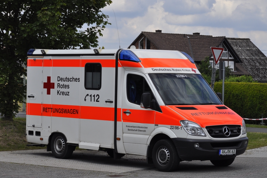 Rotkreuz Altenkirchen 22/86-01 (a.D.)