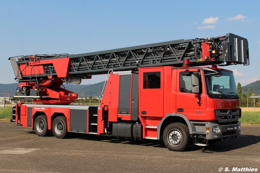 Mercedes-Benz Actros 3341 - Rosenbauer - DLK 64