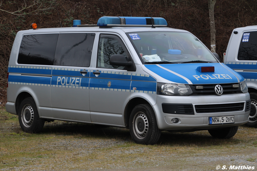 NRW5-2692 - VW T5 - HGrKw