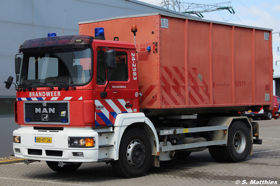 Geleen - Bedrijfsbrandweer - WLF - 24-2583