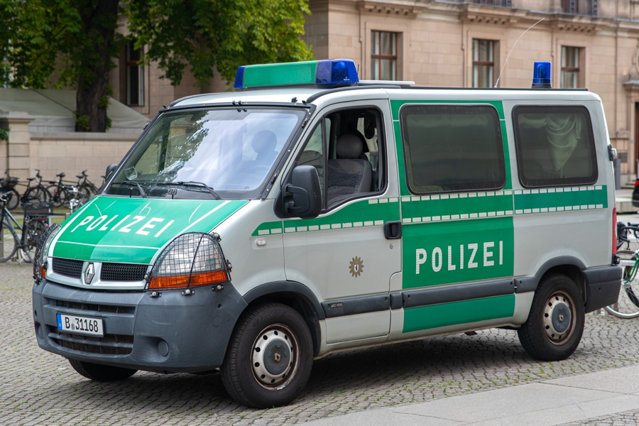B-31168 - Renault Master - GruKW (a.D.)