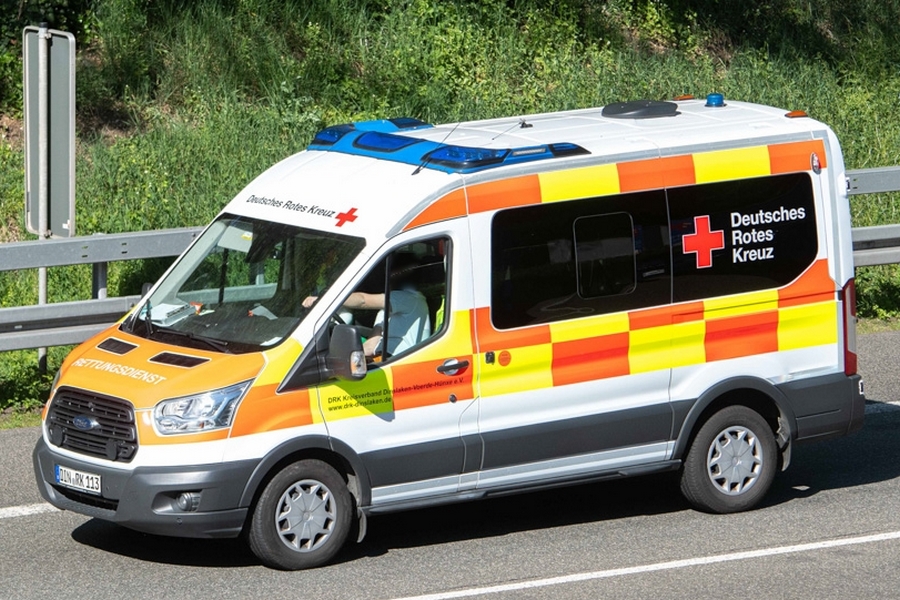 Rotkreuz Dinslaken KTW-XX